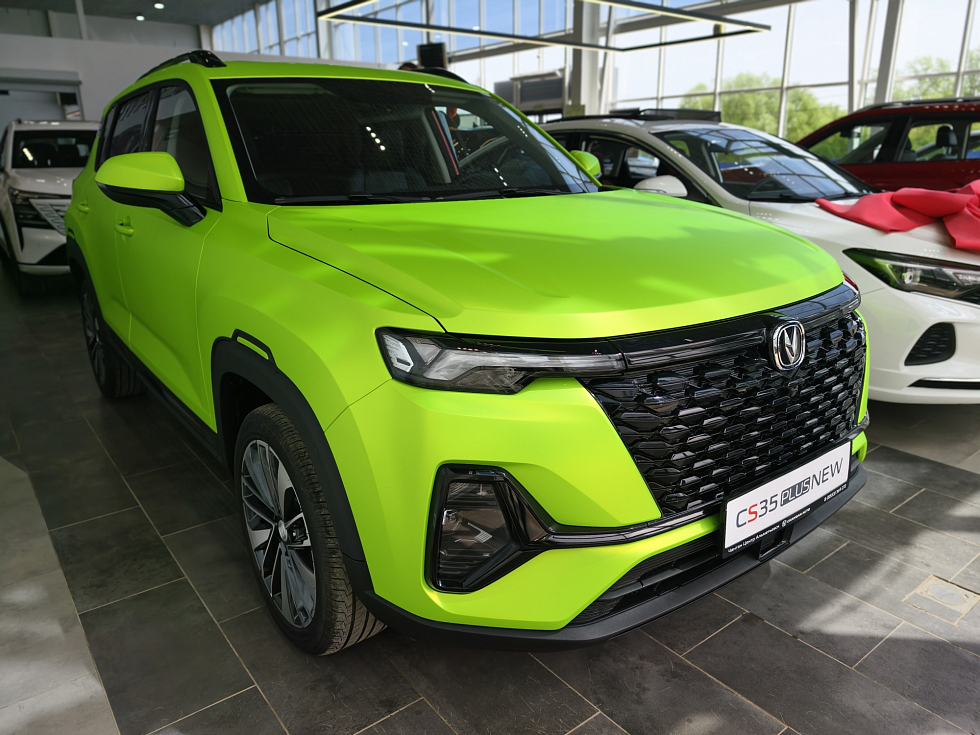 Changan CS35 Plus Техно, зеленый
