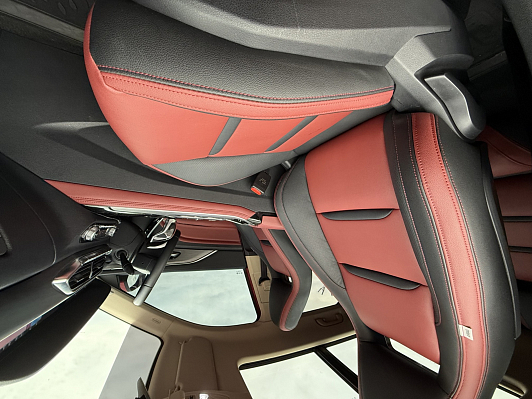 FAW Bestune T77 Prestige Plus (DCT), 2023 года, пробег 35550 км