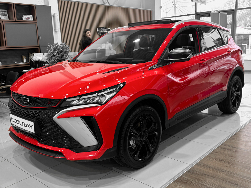Geely Coolray Exclusive, красный