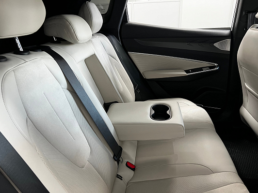 Geely Atlas Premium, 2023 года, пробег 29508 км