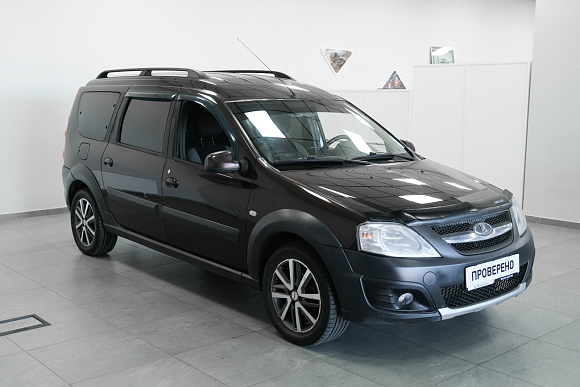 Lada (ВАЗ) Largus Luxe (7 мест), 2017 года, пробег 187000 км