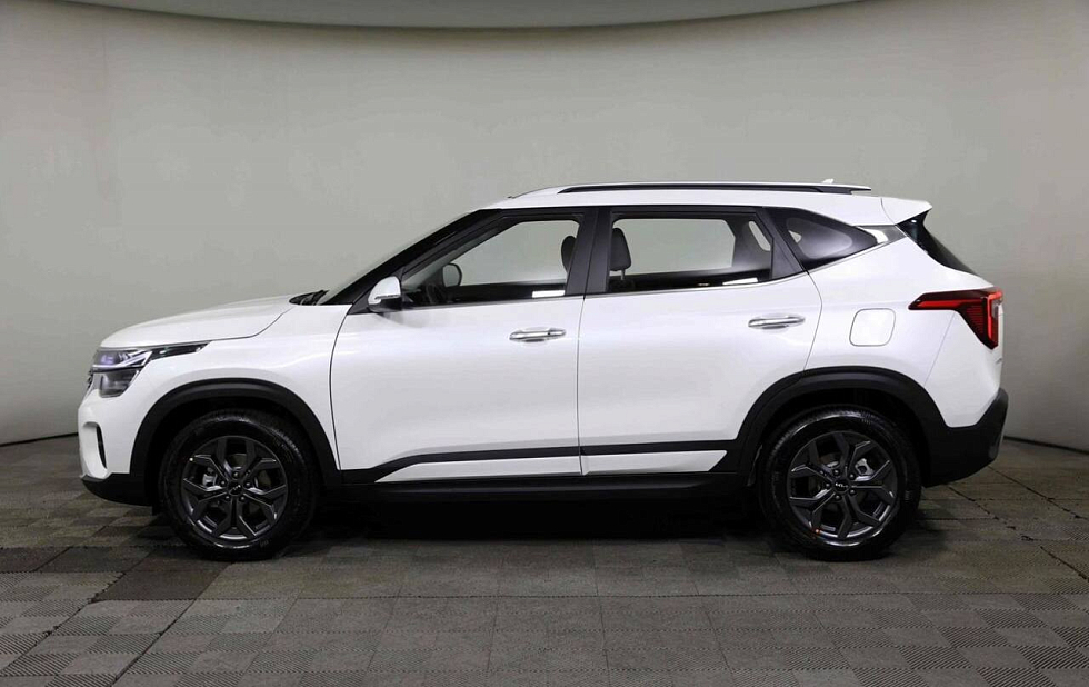 Kia Seltos Deluxe Edition, белый