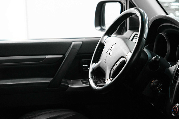 Mitsubishi Pajero Instyle, 2017 года, пробег 150820 км