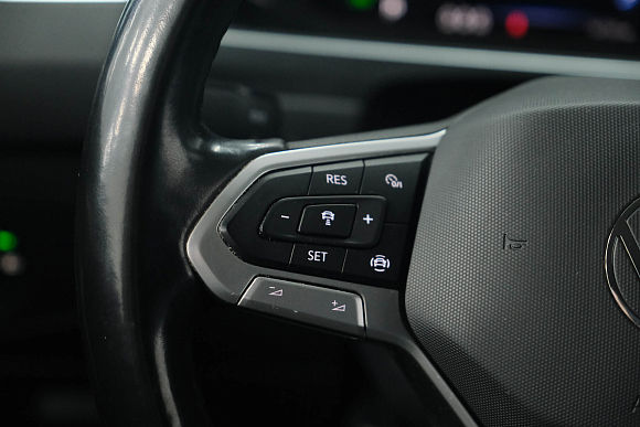 Volkswagen Tiguan Respect, 2021 года, пробег 140000 км