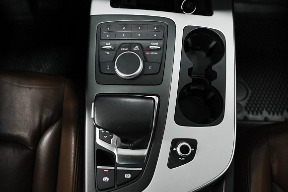 Audi Q7 Business, 2016 года, пробег 171356 км