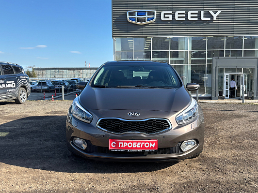Kia Ceed Prestige, 2013 года, пробег 164000 км