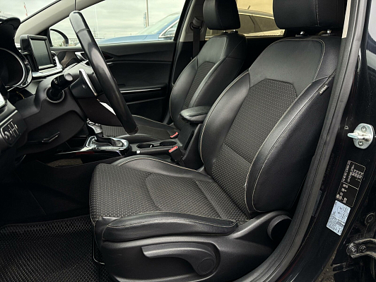 Kia Ceed Prestige, 2018 года, пробег 180268 км