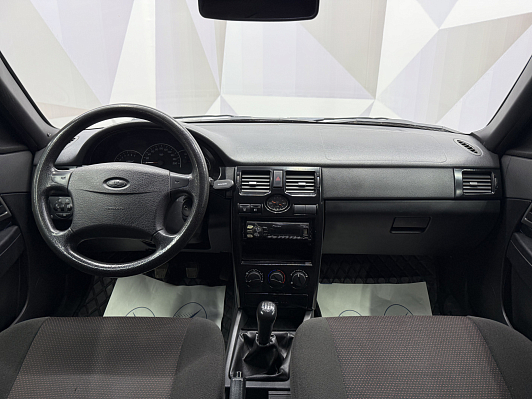 Lada (ВАЗ) Priora Норма, 2010 года, пробег 185612 км