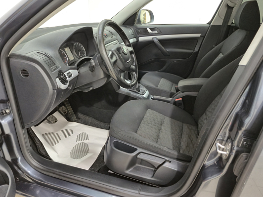 Skoda Octavia Ambition, 2011 года, пробег 219830 км