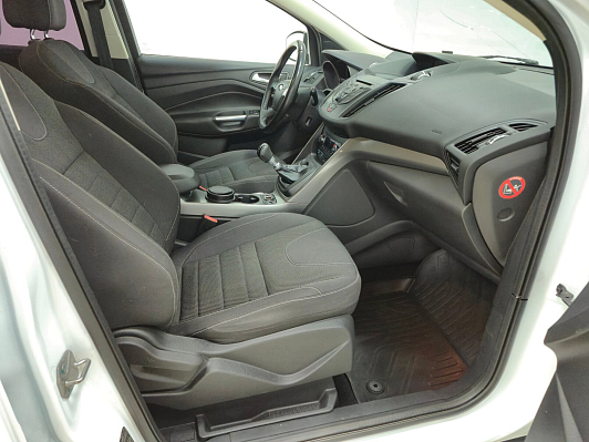 Ford Kuga Trend Plus, 2014 года, пробег 110457 км