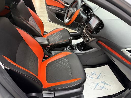 Lada (ВАЗ) Vesta Luxe Multimedia, 2018 года, пробег 46461 км