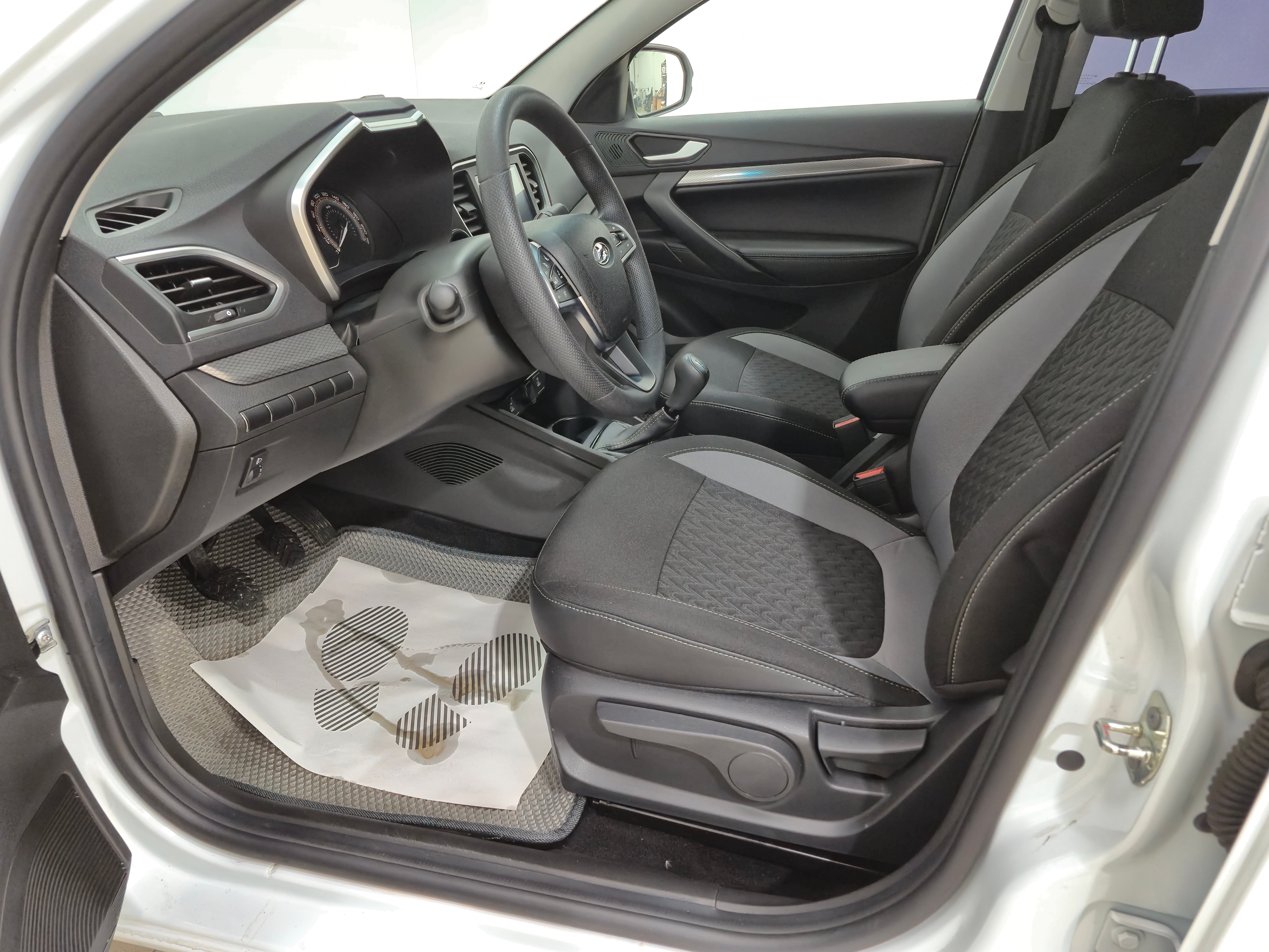 Lada (ВАЗ) Vesta, 2024 года, пробег 28411 км