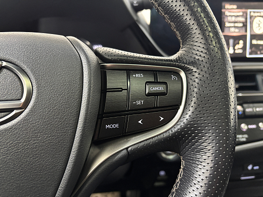 Lexus ES Luxury, 2022 года, пробег 40184 км