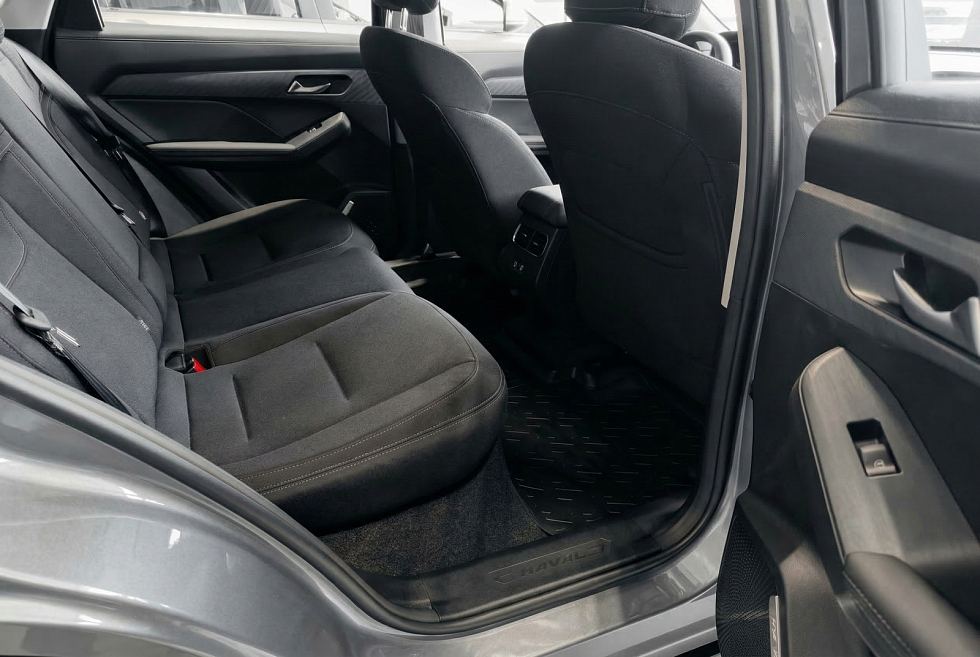 Haval Jolion Оптимум, серый