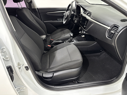 Kia Rio Prestige, 2020 года, пробег 33350 км