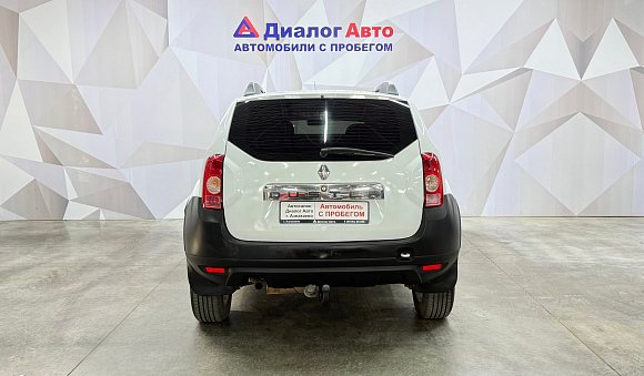 Renault Duster LE Adventure, 2014 года, пробег 272782 км