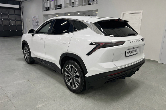 JETOUR DASHING Комфорт, 2024 года, пробег 22800 км