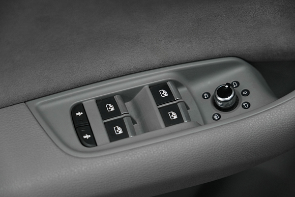 Audi Q7 Business, 2015 года, пробег 185389 км