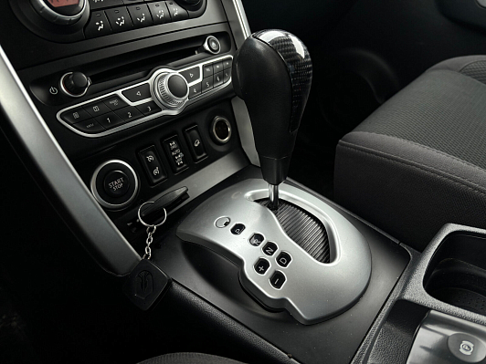 Renault Koleos Dynamique Confort 4x4, 2011 года, пробег 195248 км