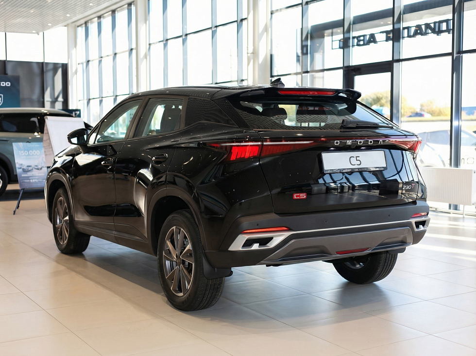 Omoda C5 Стиль (2024), черный