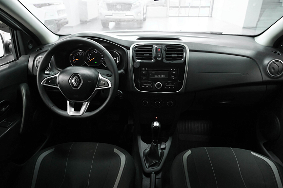 Renault Logan Drive, 2020 года, пробег 99513 км