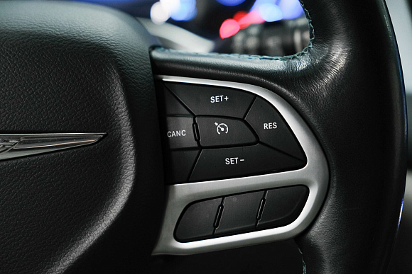 Chrysler Pacifica, 2017 года, пробег 77836 км