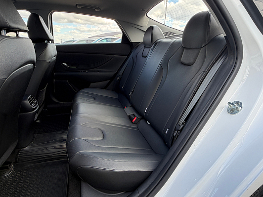 Hyundai Elantra, 2024 года, пробег 41000 км