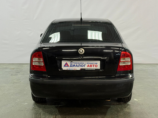 Skoda Octavia, 2008 года, пробег 285979 км