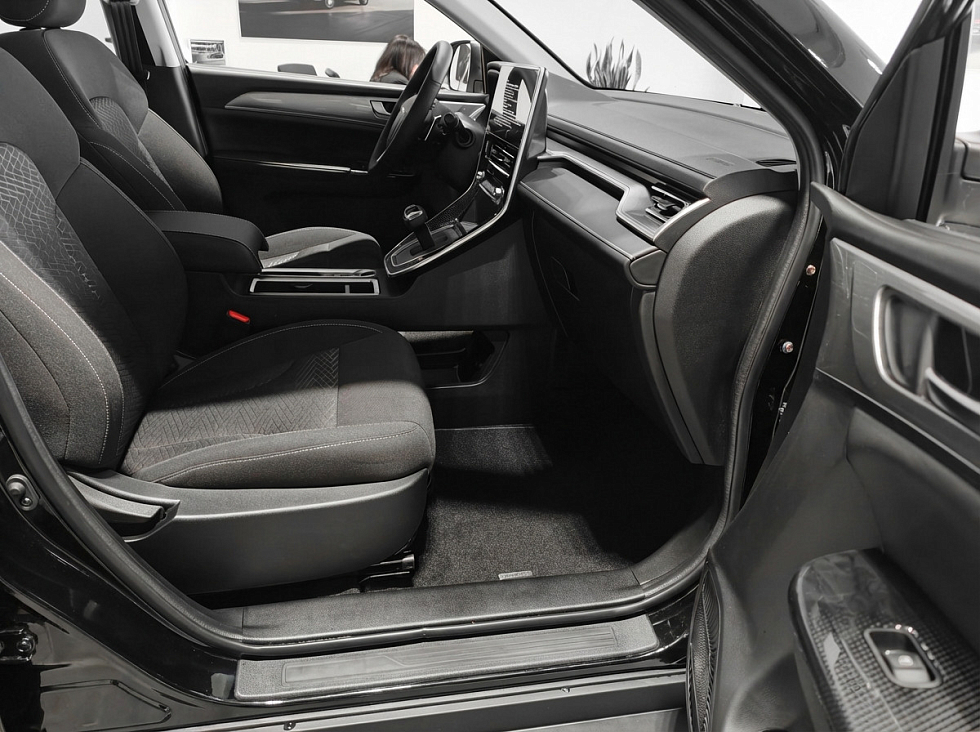 Haval M6 Оптимум, черный