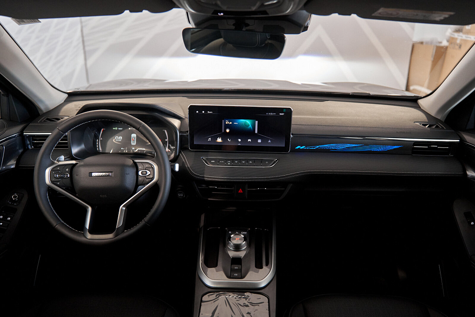 Haval Jolion Комфорт, черный